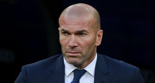 زيدان يعادل رقم لويس مولوني بالتتويج بلقبه الثامن في اقل من عامين